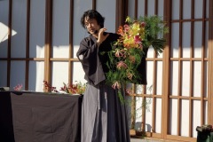 『高知の花を束ねるぜよ』001